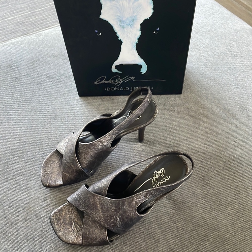 Donald J Pliner Metalic Open Toe Heel